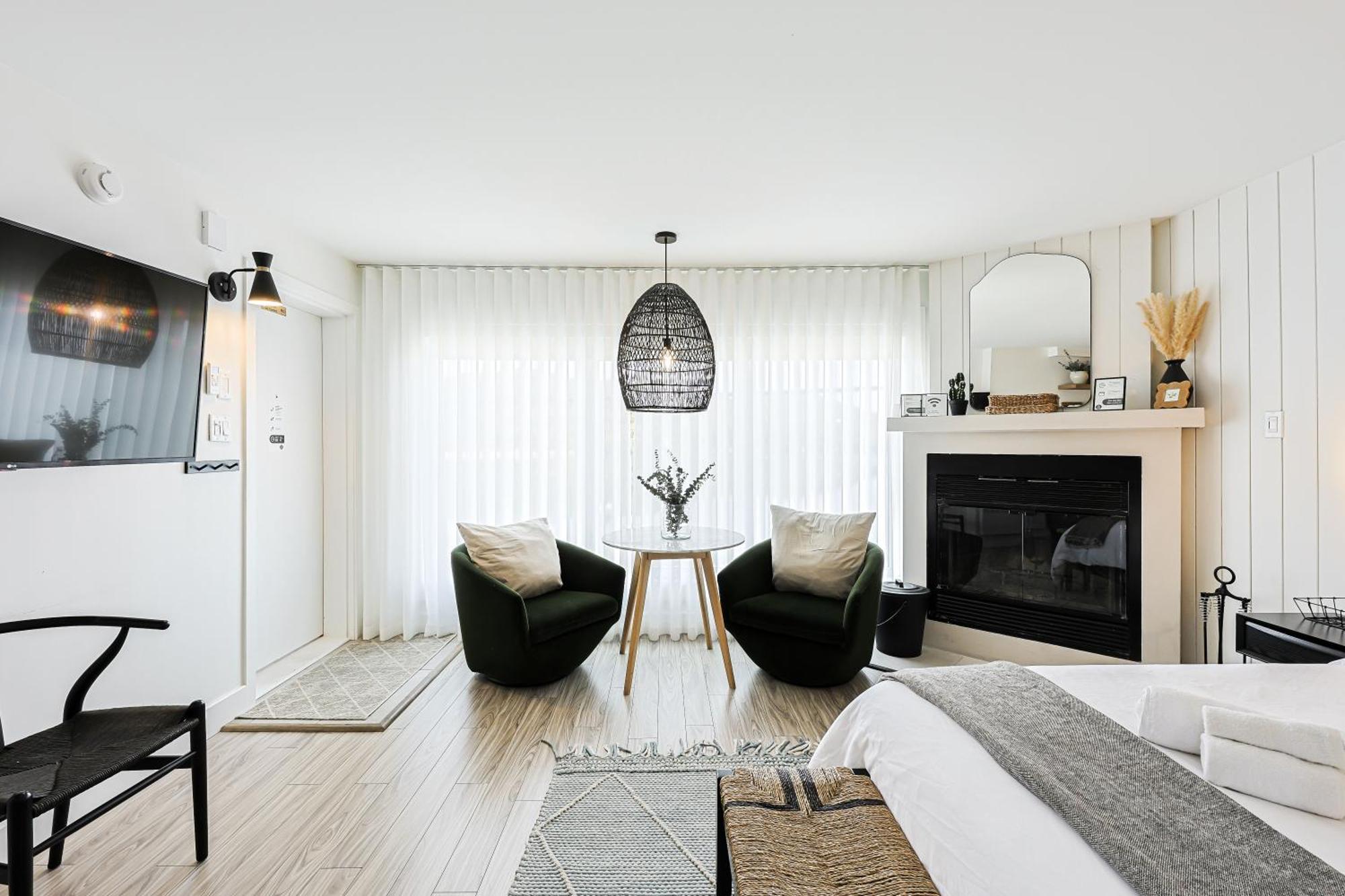 Les Lofts Du Lac Des Sables By Kasania Sainte-Agathe-des-Monts Eksteriør billede